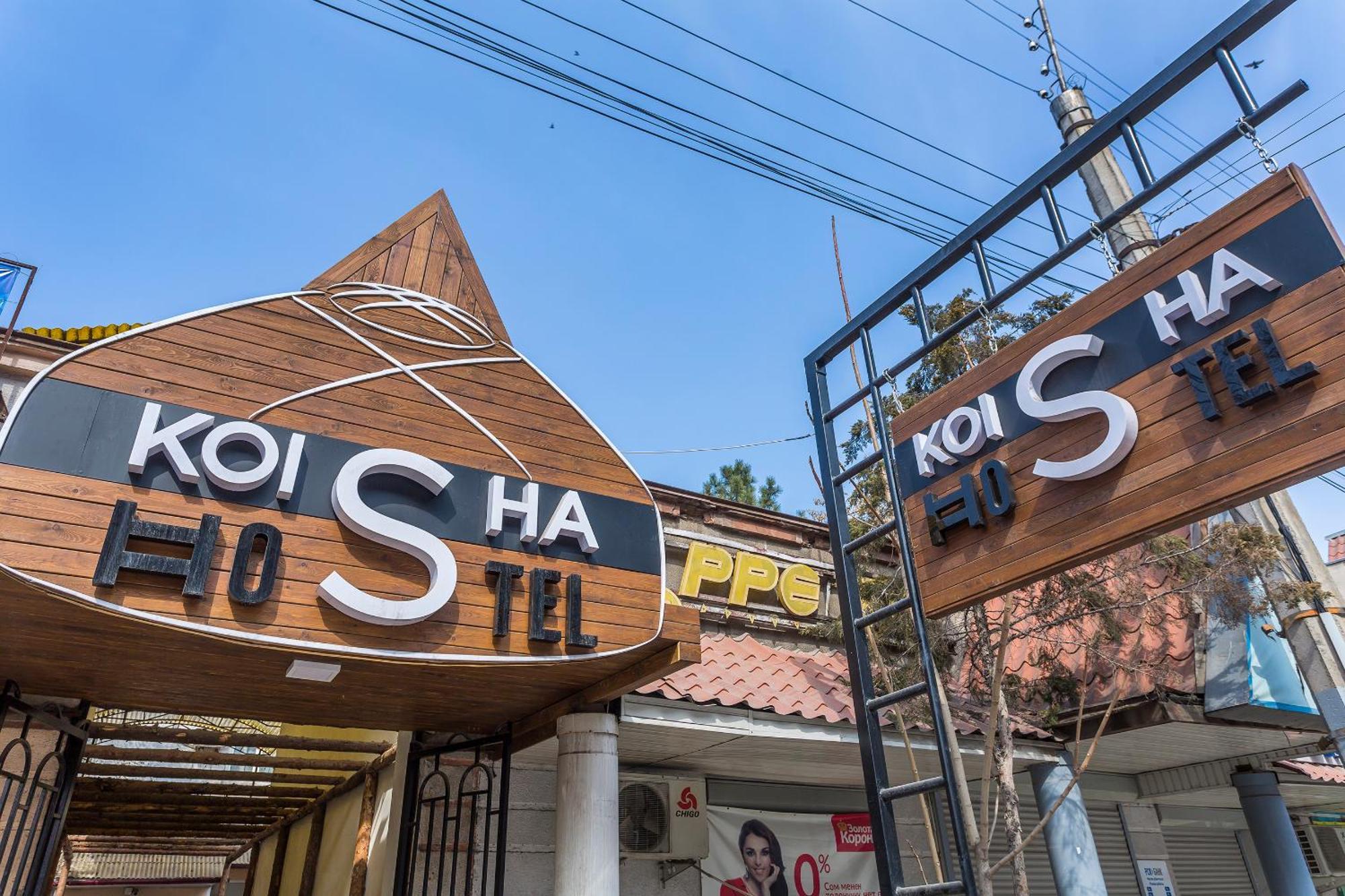 Koisha Vandrarhem Bishkek Exteriör bild