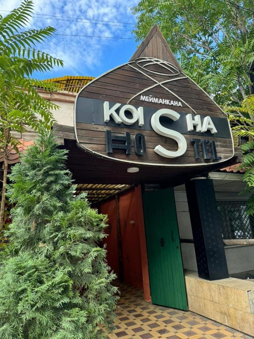 Koisha Vandrarhem Bishkek Exteriör bild